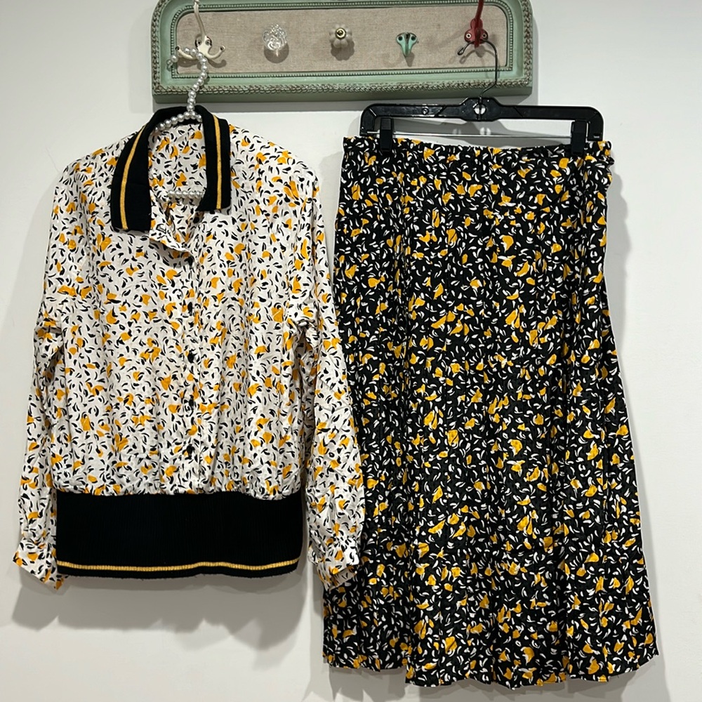 Vintage Black & Yellow Floral Midi Skirt